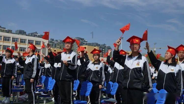 搂腰轻|颤 沈清黎楼璟